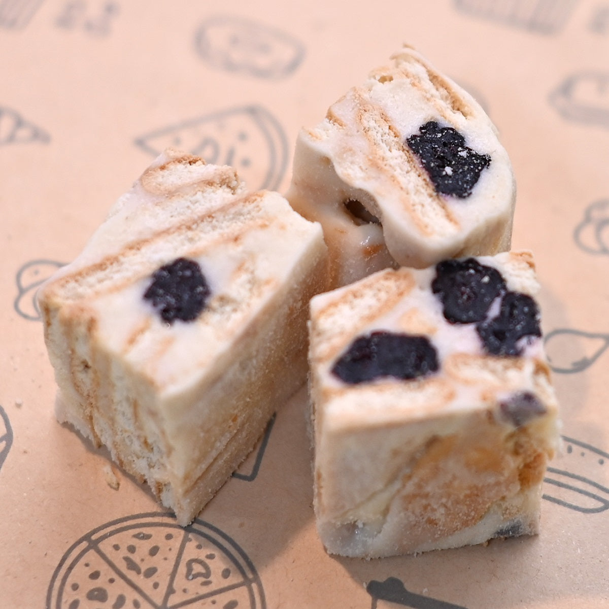Handmade snowflake crisps with dried berries, chewy marshmallow base and crunchy crackers, no-bake dessert